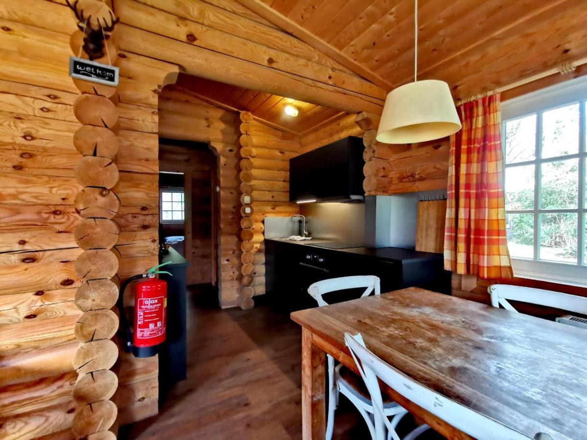 Scandinavian Lodges Holten Exterior photo