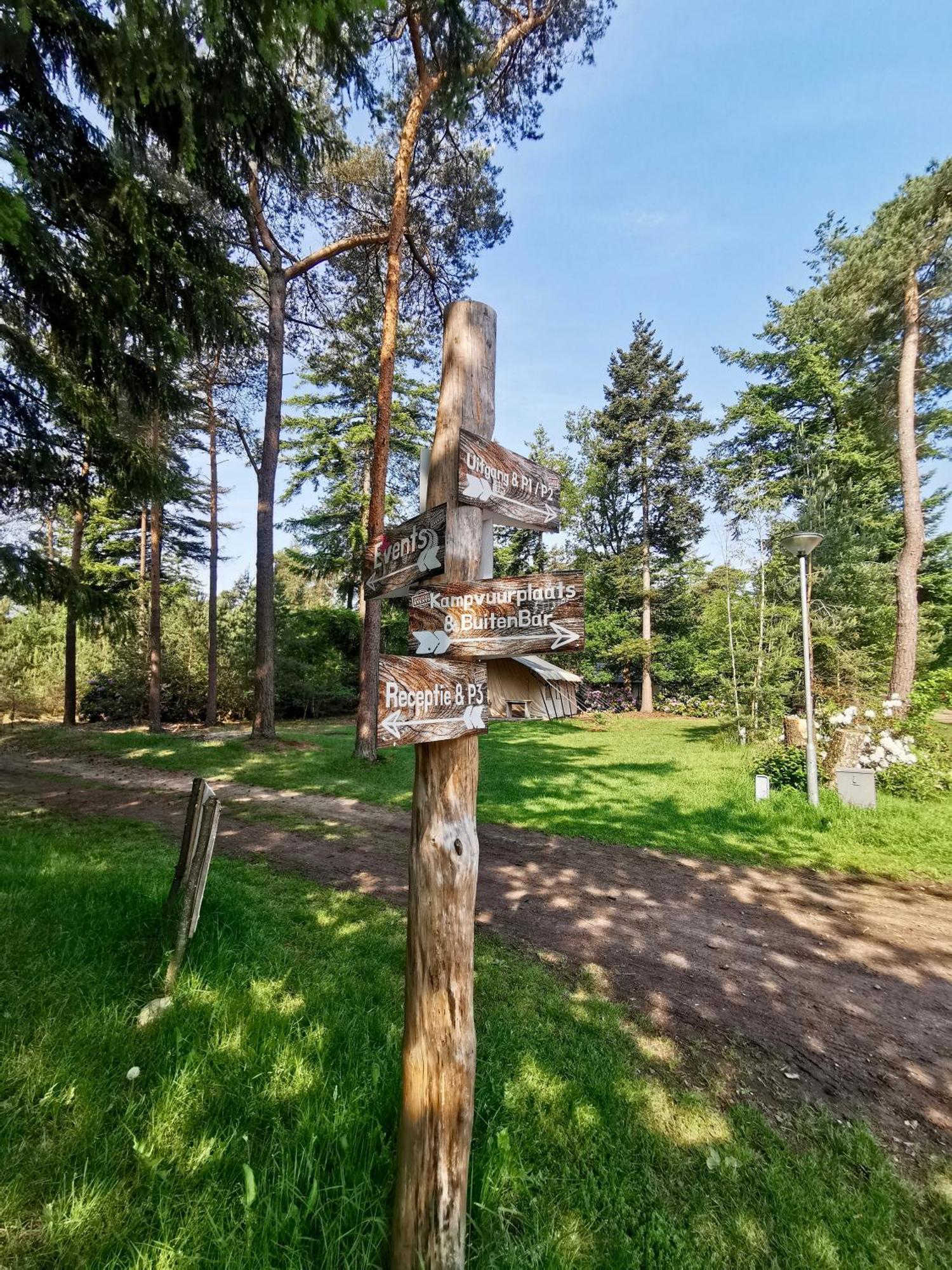 Scandinavian Lodges Holten Exterior photo